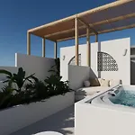 Nereya Luxury